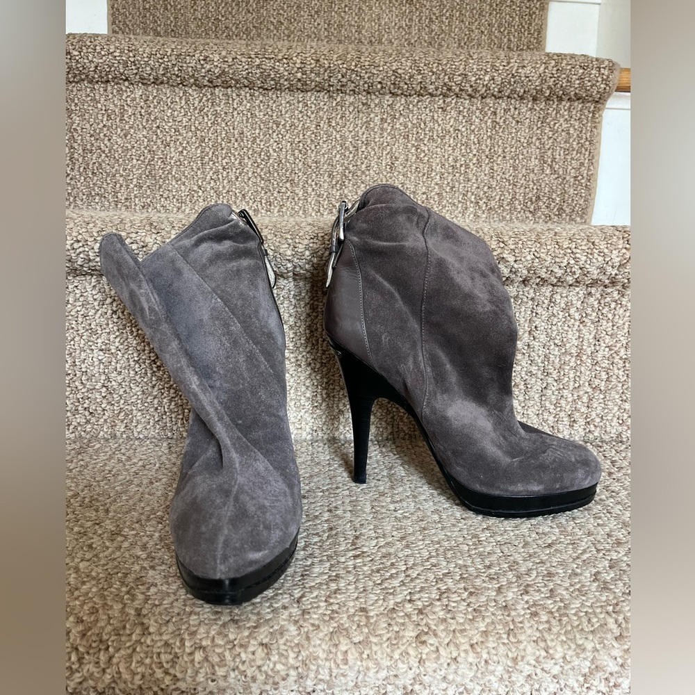 Michael Kors grey suede 5” heel